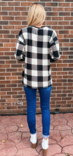 Load image into Gallery viewer, Black and White Plaid Top