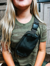 Load image into Gallery viewer, Waterproof Belt Bag