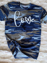 Load image into Gallery viewer, Love Camo
