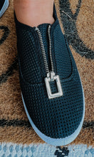 Load image into Gallery viewer, Black Zipper Slip Ons