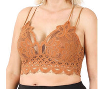Load image into Gallery viewer, Curvy Lace Bralette