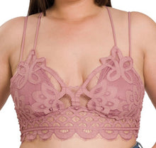 Load image into Gallery viewer, Curvy Lace Bralette
