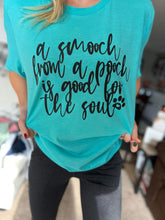 Load image into Gallery viewer, Smooch from a Pooch