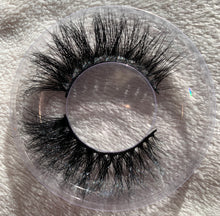 Load image into Gallery viewer, Luxury Mink Lashes