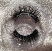 Load image into Gallery viewer, Luxury Mink Lashes