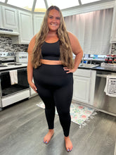 Load image into Gallery viewer, Curvy Black Workout Set