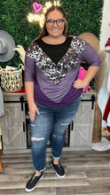 Load image into Gallery viewer, Curvy Purple Chevron 3/4 sleeve Leopard top