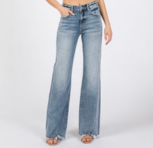Load image into Gallery viewer, High Rise Wide Leg Frayed Hem Jeans
