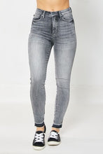 Load image into Gallery viewer, Judy Blue Tummy Control Grey skinny jeans
