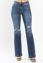 Load image into Gallery viewer, Judy Blue Bootcut Jeans
