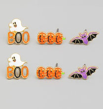 Load image into Gallery viewer, Trio Halloween Stud Earrings Boo
