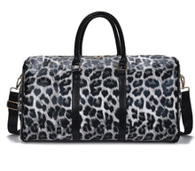 Load image into Gallery viewer, Leopard Weekender Bag
