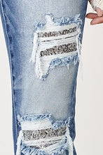 Load image into Gallery viewer, Sequin Patch Jeans
