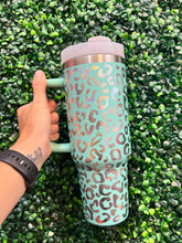 Load image into Gallery viewer, Mint 40oz Stainless Steel Leopard Tumbler
