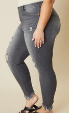 Load image into Gallery viewer, Curvy Gray/Black Kan Can Jeans
