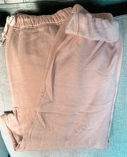 Load image into Gallery viewer, Curvy Cream Blush Fleece lined Joggers
